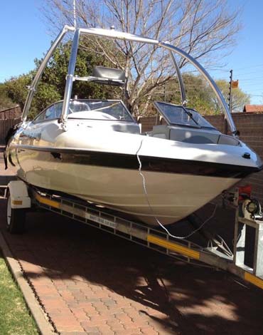 Boat lead builds